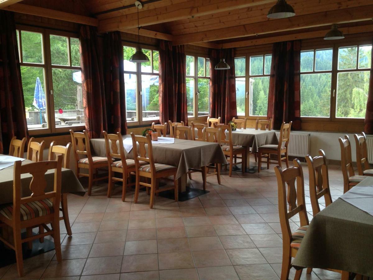 Modriach Alpengasthof Hoiswirt מראה חיצוני תמונה