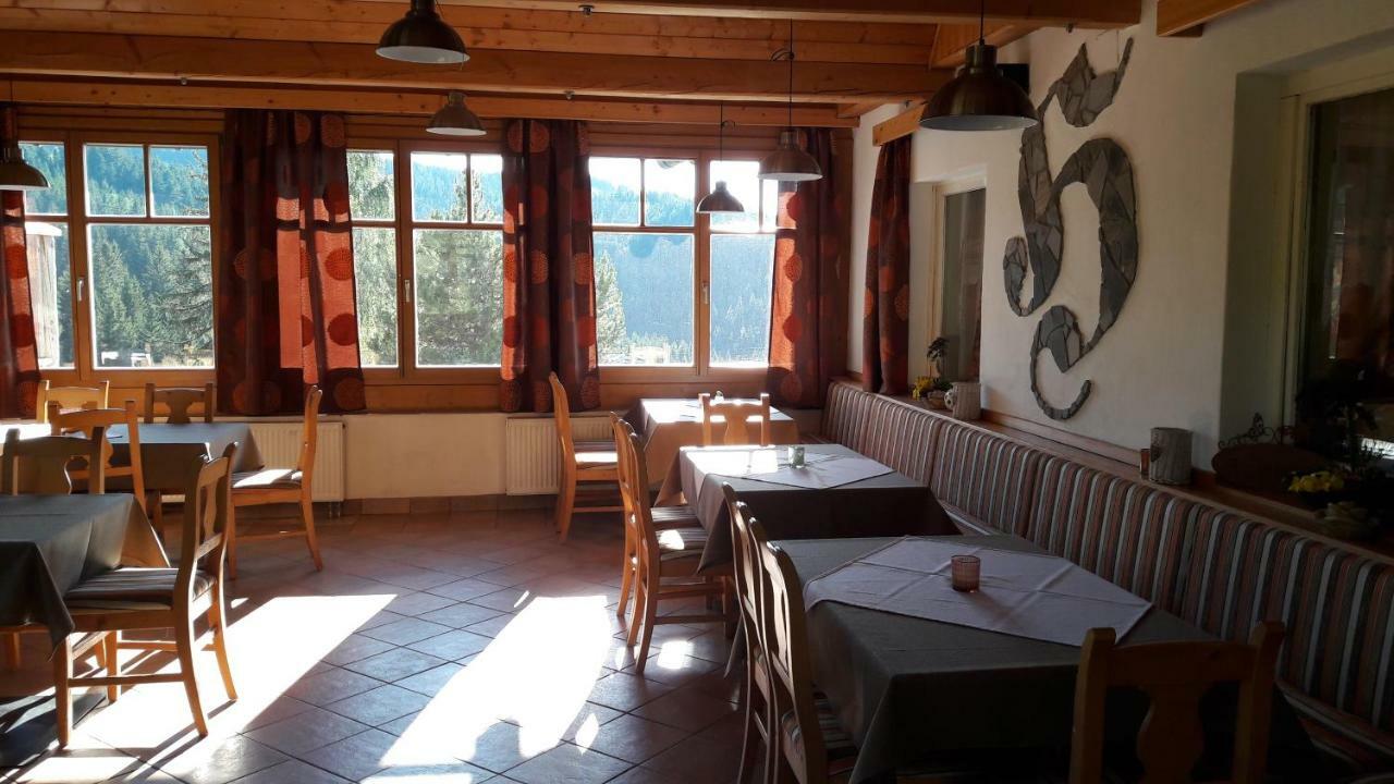 Modriach Alpengasthof Hoiswirt מראה חיצוני תמונה